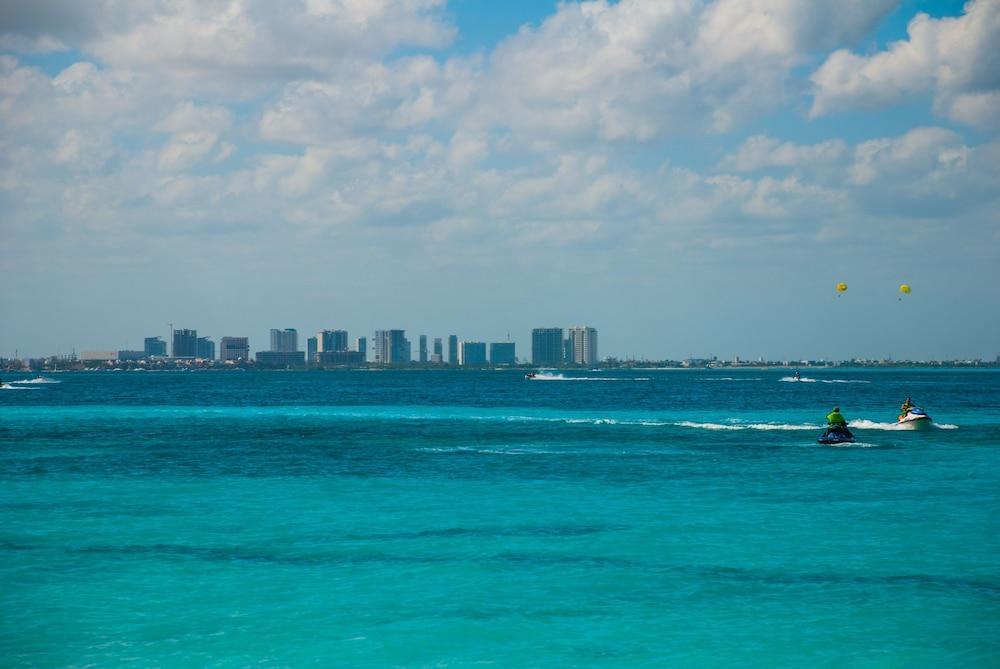 Selina Cancun Laguna Hotel Zone Exterior foto